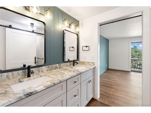 300 Piney Pt, Woodland Park, CO 80863
