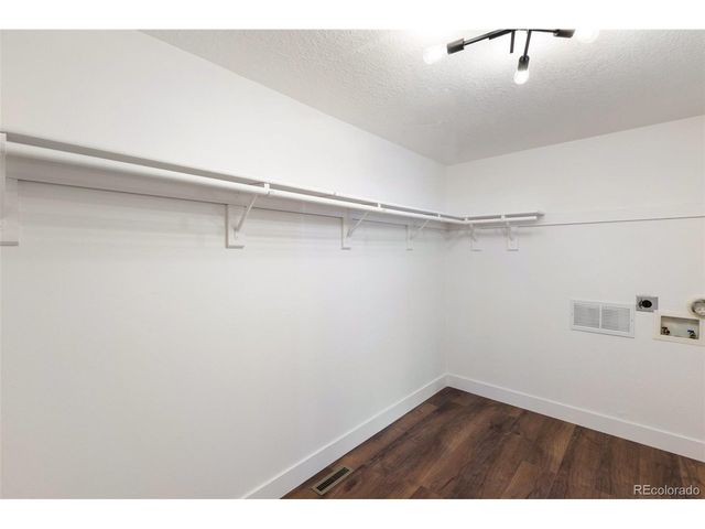 300 Piney Pt, Woodland Park, CO 80863