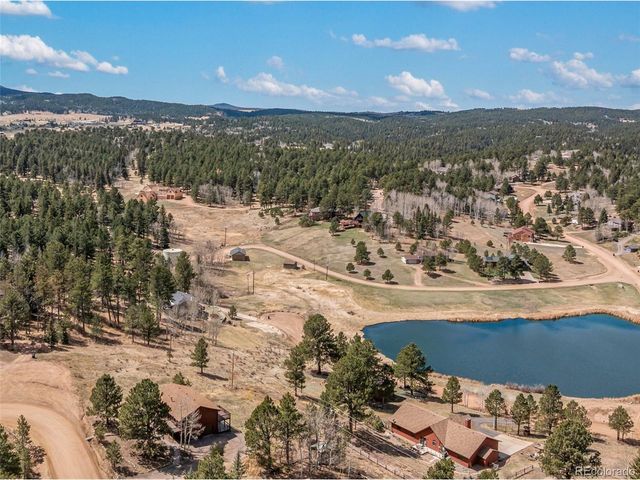 300 Piney Pt, Woodland Park, CO 80863