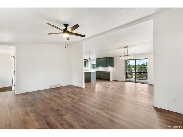 300 Piney Pt, Woodland Park, CO 80863