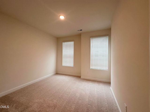 109 Ailey Brk Way 200, Wake Forest, NC 27587