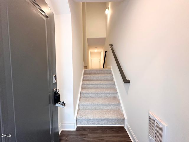 109 Ailey Brk Way 200, Wake Forest, NC 27587