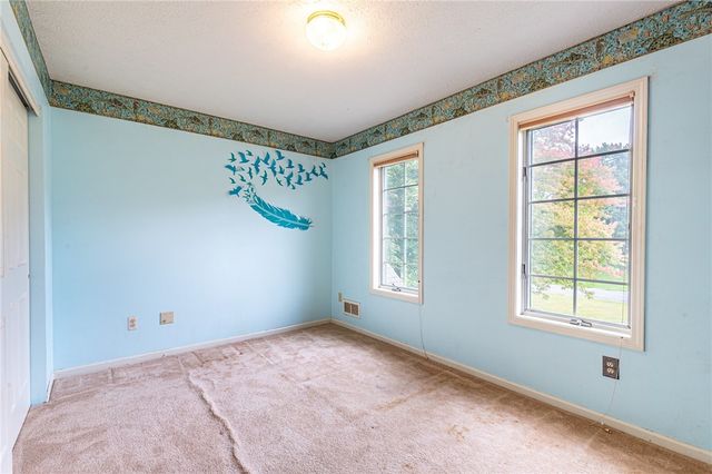 1250 Conifer Cove Lane, Webster, NY 14580