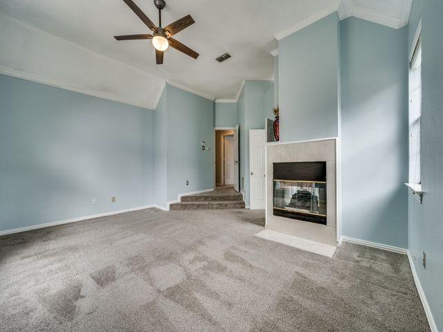 445 Moonlight Way, Irving, TX 75063