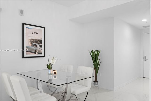 1010 Brickell Ave 4608, Miami, FL 33131