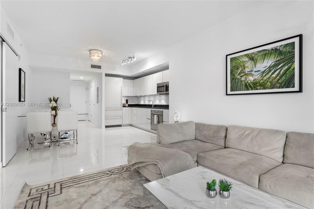 1010 Brickell Ave 4608, Miami, FL 33131