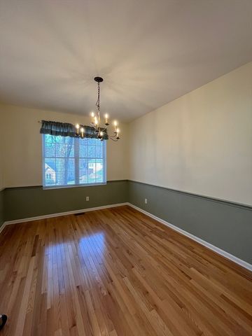 12 Summerfield Dr 12, Grafton, MA 01560