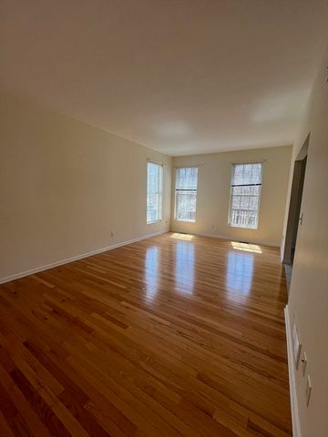 12 Summerfield Dr 12, Grafton, MA 01560