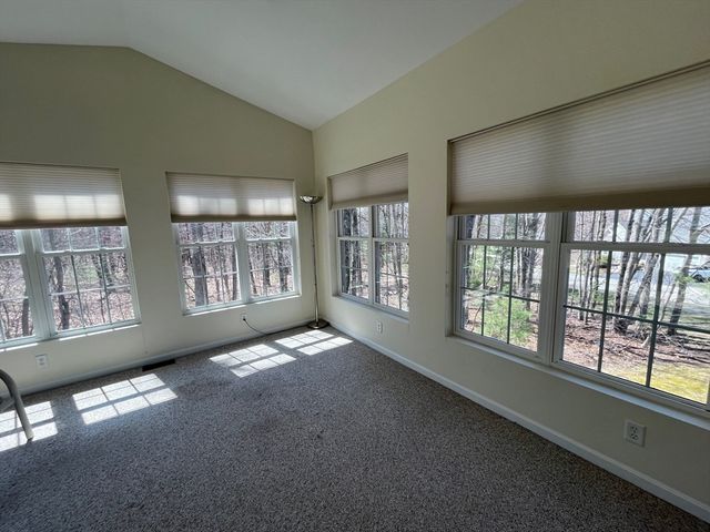 12 Summerfield Dr 12, Grafton, MA 01560