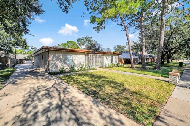 10630 Olympia Drive, Houston, TX 77042