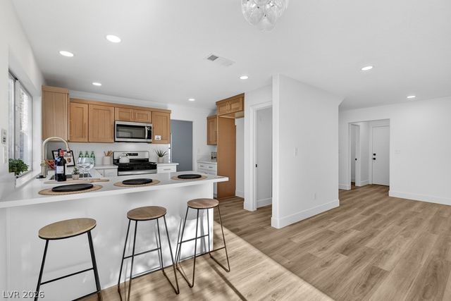 7641 Tortola Bay Lane, Las Vegas, NV 89128