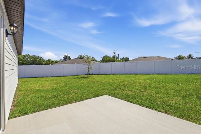 80 Princeton Ln, Palm Coast, FL 32164