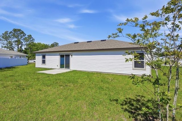 80 Princeton Ln, Palm Coast, FL 32164