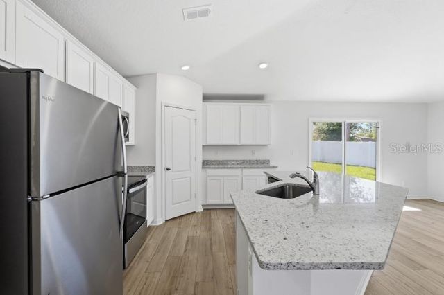 80 Princeton Ln, Palm Coast, FL 32164