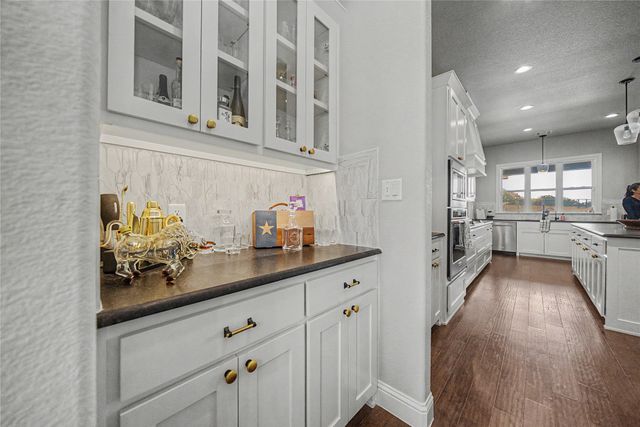 115 Trace Drive, Weatherford, TX 76087