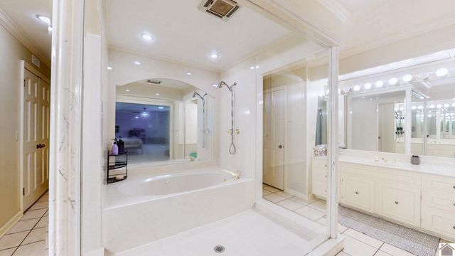 2115 Gatesborough Circle, Murray, KY 42071