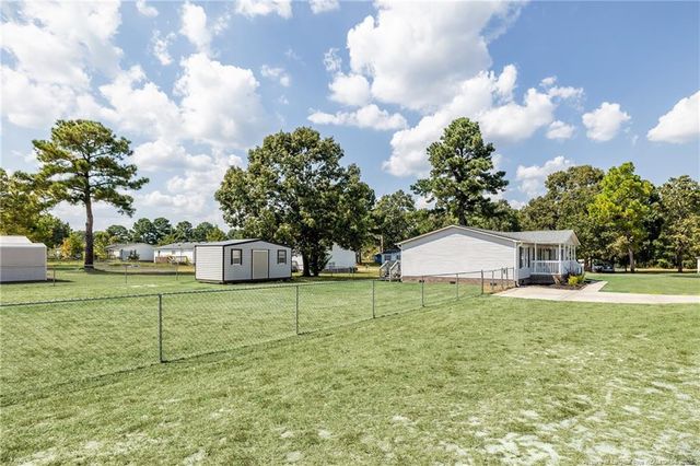1504 Clan Campbell Drive, Raeford, NC 28376