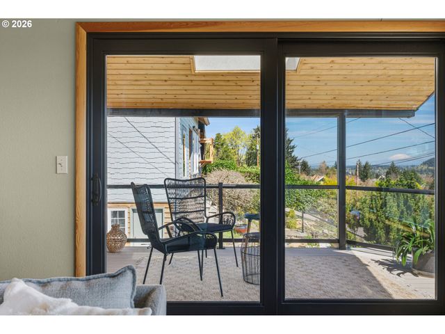 1263 Se 71ST Ave, Portland, OR 97215