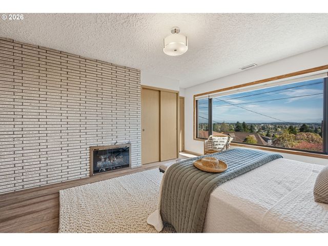 1263 Se 71ST Ave, Portland, OR 97215