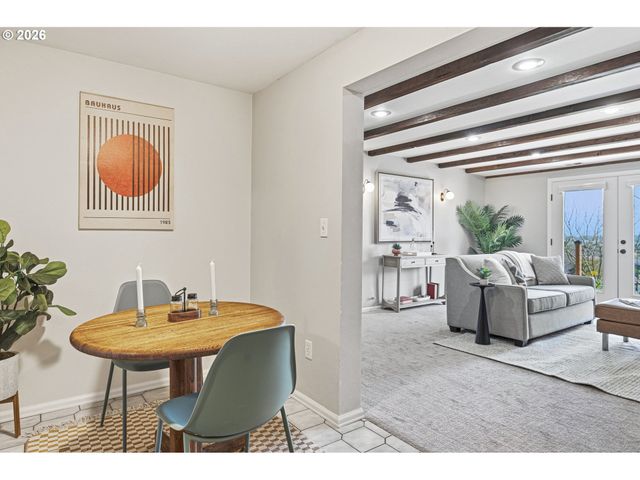 1263 Se 71ST Ave, Portland, OR 97215