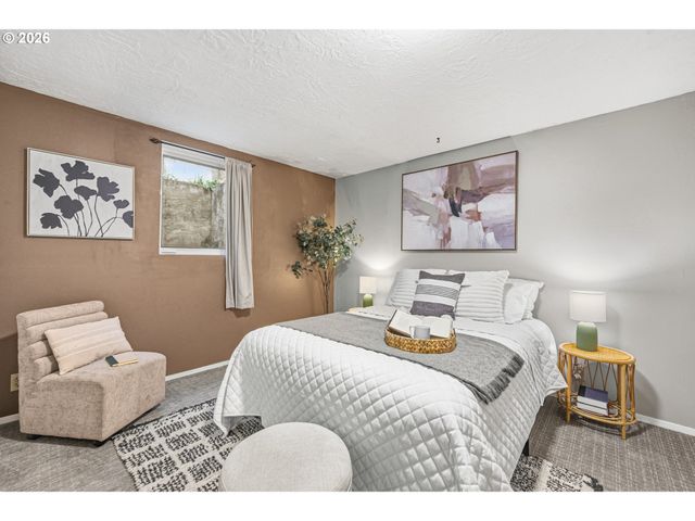 1263 Se 71ST Ave, Portland, OR 97215