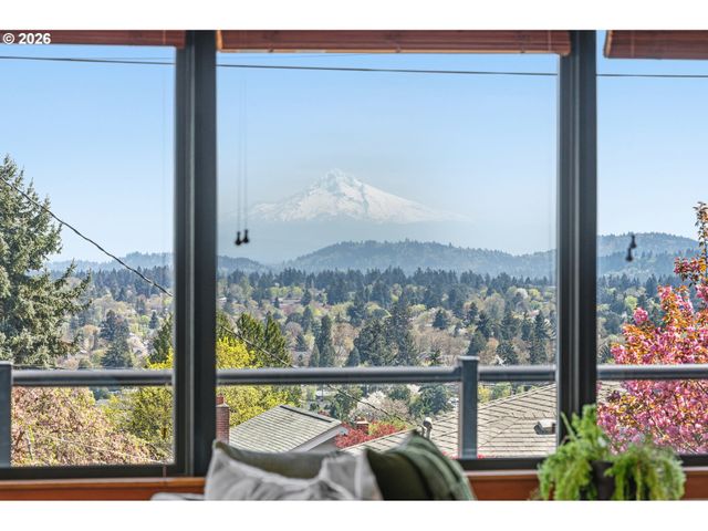 1263 Se 71ST Ave, Portland, OR 97215