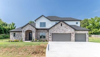 714 King Arthur Drive, Elm Springs, AR 72762
