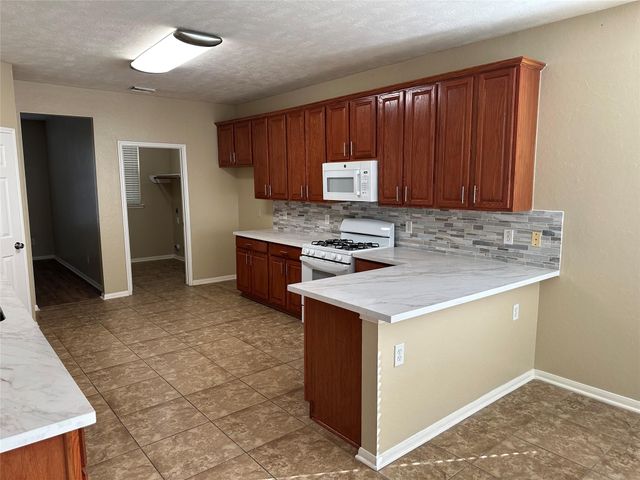 3911 Lady Atwell Court, Missouri City, TX 77459