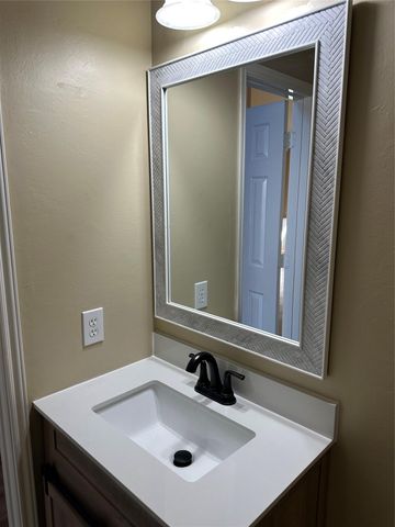 3911 Lady Atwell Court, Missouri City, TX 77459