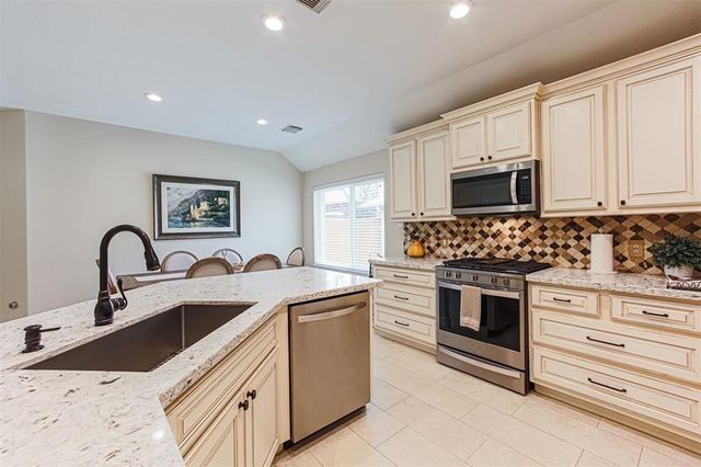3034 Glenthorpe Lane, Katy, TX 77494