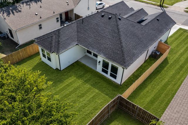 3711 Metropolitan Avenue, Dallas, TX 75210