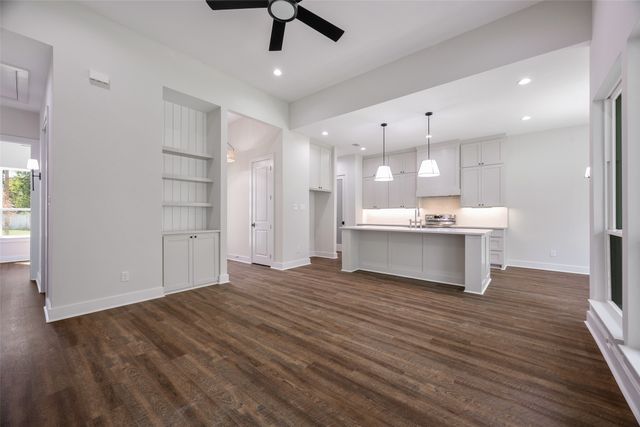 3711 Metropolitan Avenue, Dallas, TX 75210