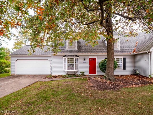 19160 Wheelers Lane, Strongsville, OH 44149