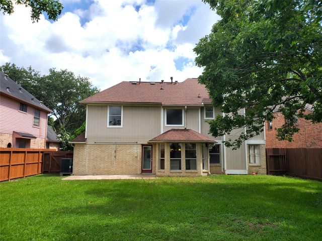3751 Pine Cone Trail, Pasadena, TX 77505