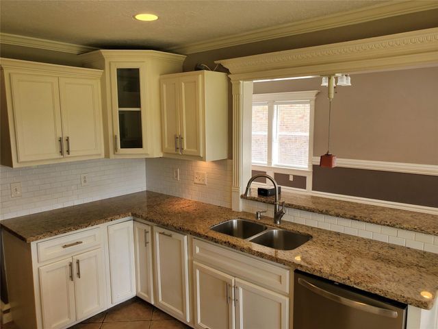3751 Pine Cone Trail, Pasadena, TX 77505