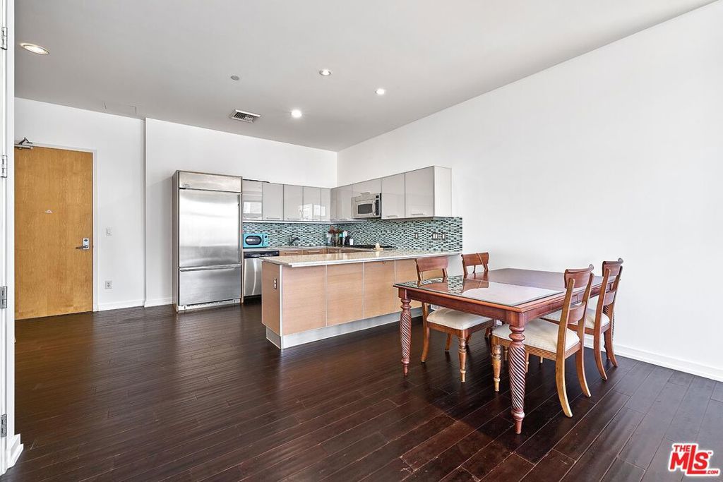 801 S Grand Avenue 2106, Los Angeles, CA 90017 — photo 4