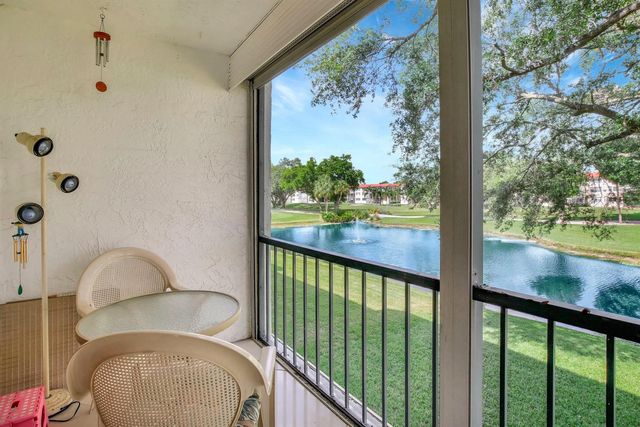 8930 S Hollybrook Boulevard 201, Pembroke Pines, FL 33025