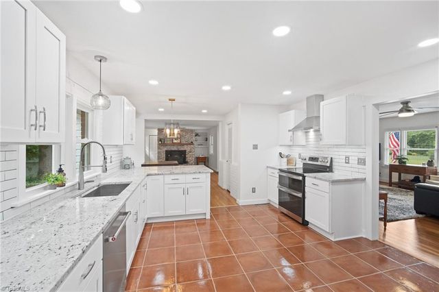 344 Sunset Road, Clemmons, NC 27012