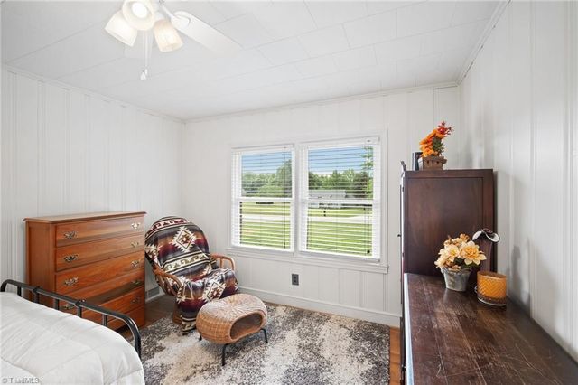 344 Sunset Road, Clemmons, NC 27012