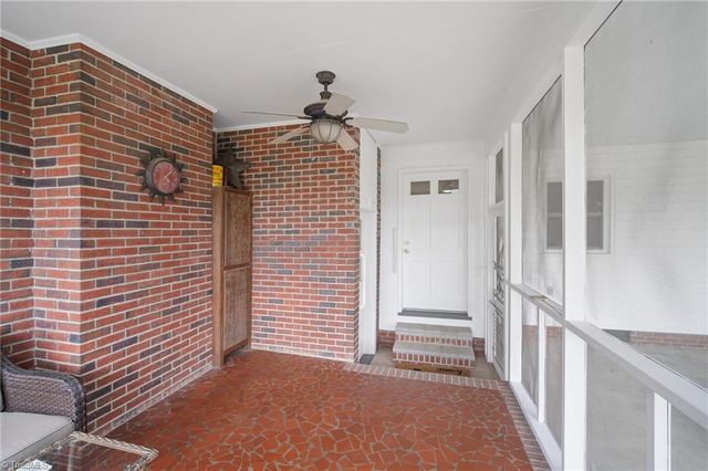 344 Sunset Road, Clemmons, NC 27012