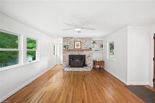 344 Sunset Road, Clemmons, NC 27012