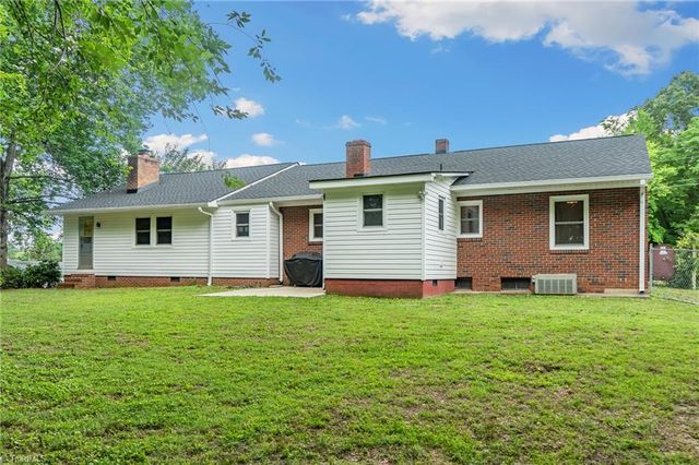344 Sunset Road, Clemmons, NC 27012