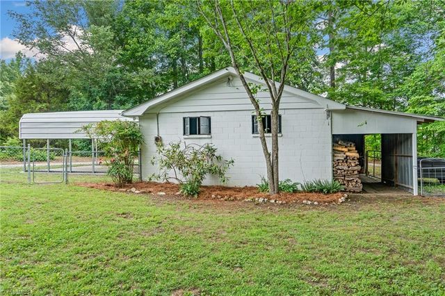 344 Sunset Road, Clemmons, NC 27012