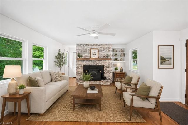 344 Sunset Road, Clemmons, NC 27012