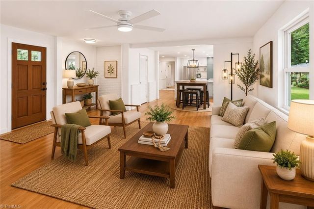 344 Sunset Road, Clemmons, NC 27012