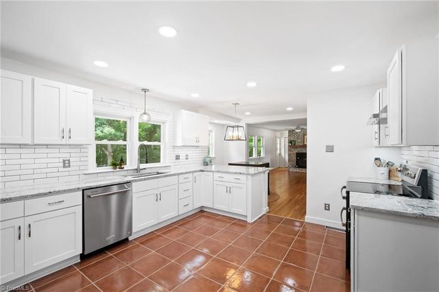 344 Sunset Road, Clemmons, NC 27012