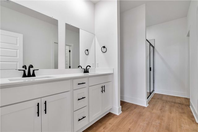 4805 W Sturgeon Street, Fayetteville, AR 72704