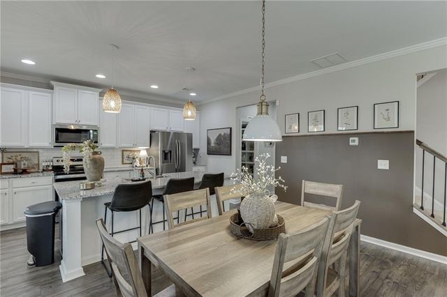 5474 Railway Lane, Flowery Branch, GA 30542
