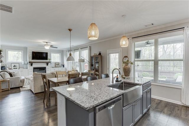 5474 Railway Lane, Flowery Branch, GA 30542