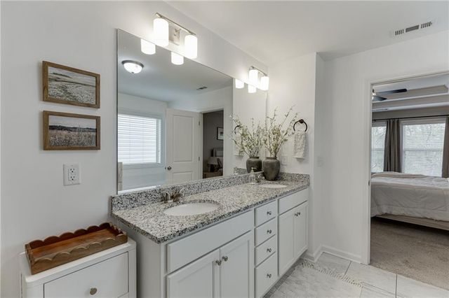 5474 Railway Lane, Flowery Branch, GA 30542
